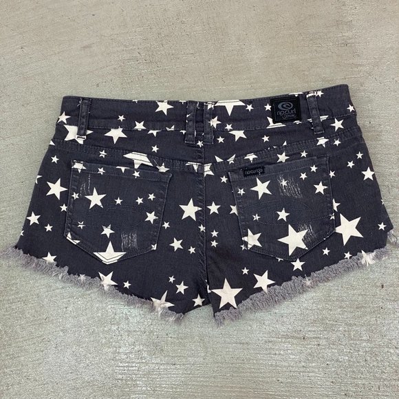 Rip Curl cut off raw hem denim shorts Sz 5 - Picture 2 of 5
